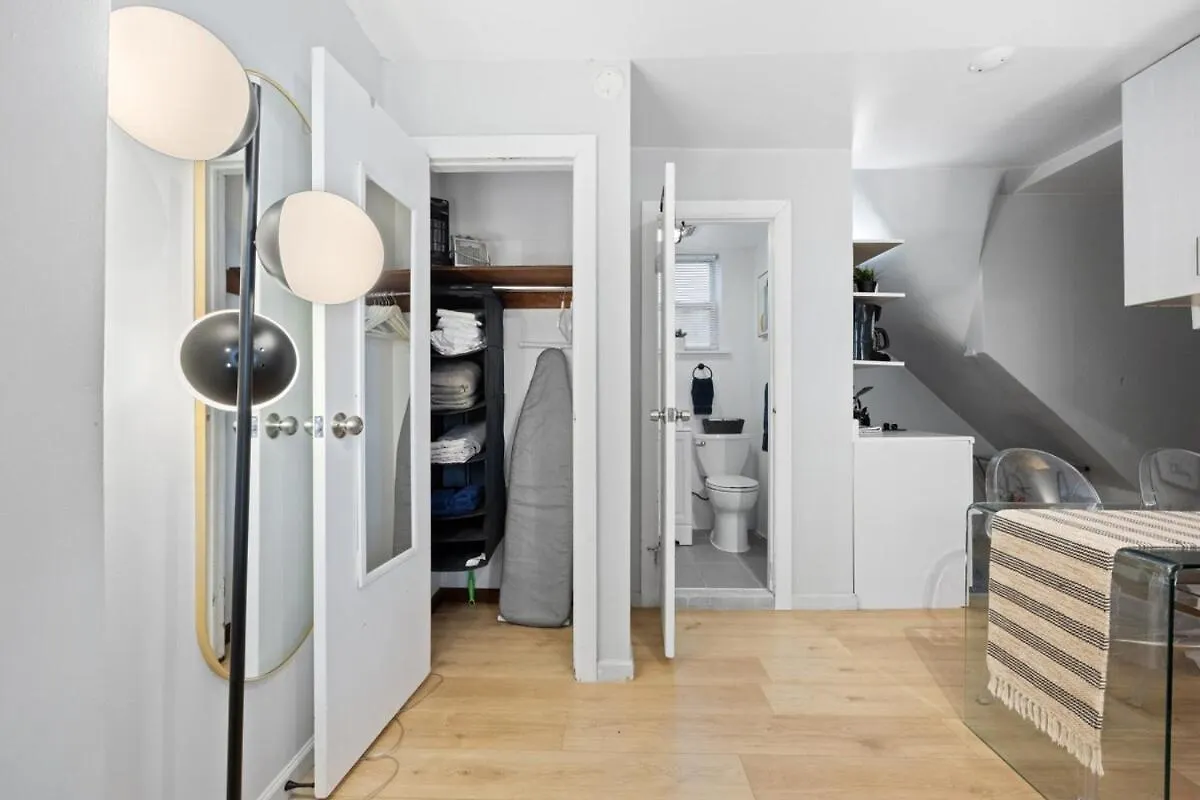 Daire Studio Haven In Times Square & Nearby Restaurants New York